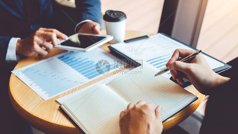 企业培训咨询效果评价：如何科学评估，提升投资回报**